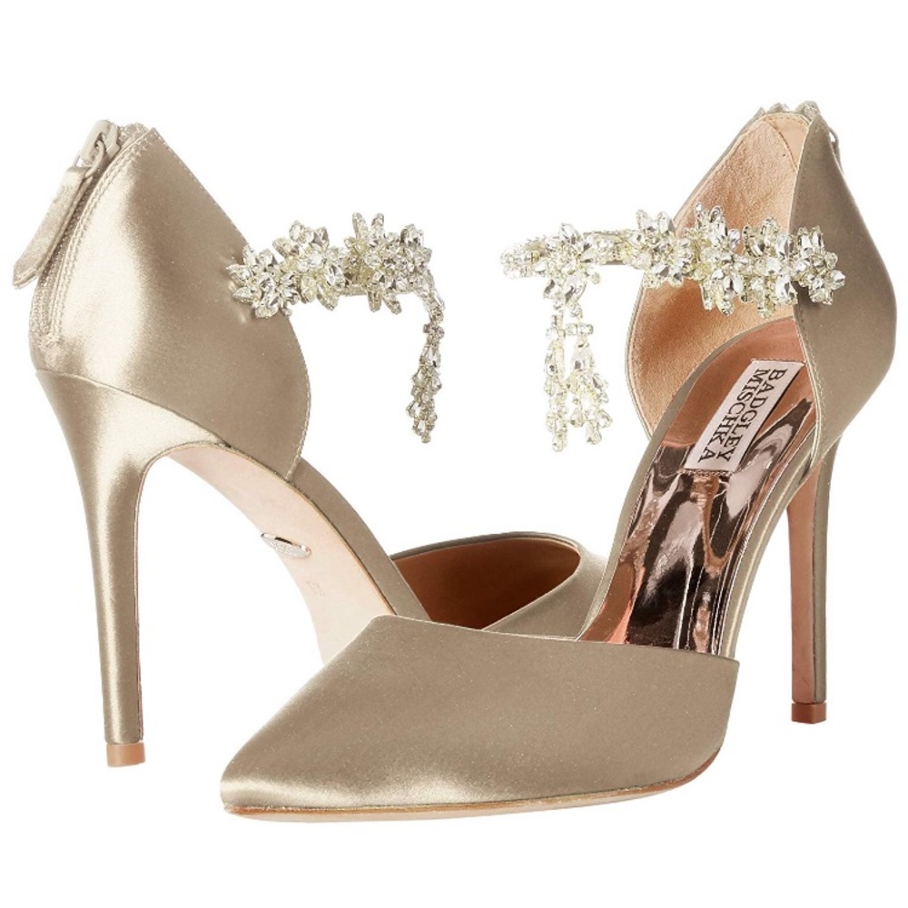 Badgley Mischka wedding heels!